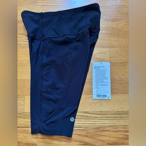 Lululemon Fast and Free HR Short 10" Size 4 Pockets